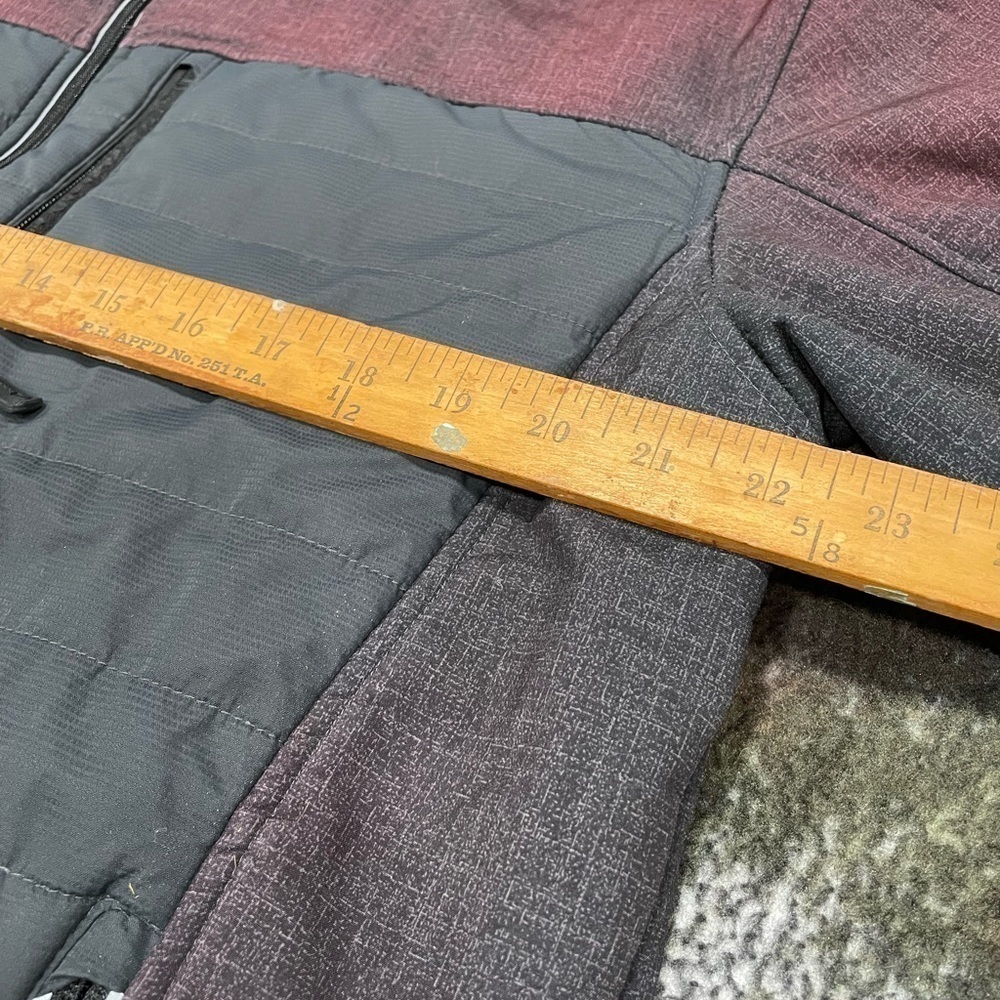Champion Jacket - Picture 14 of 15